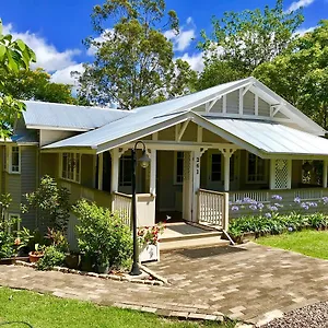 Bed & Breakfast Keillor, Maleny